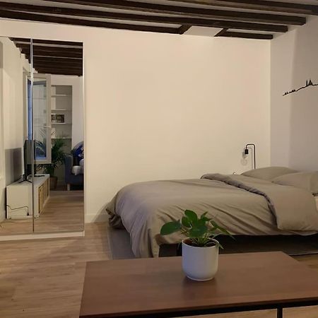 Studio Lumineux, Refait A Neuf, Metro Jourdain Paris Exterior photo